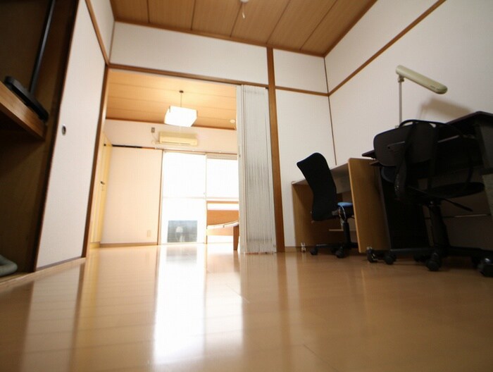 物件内観写真12　(居室)