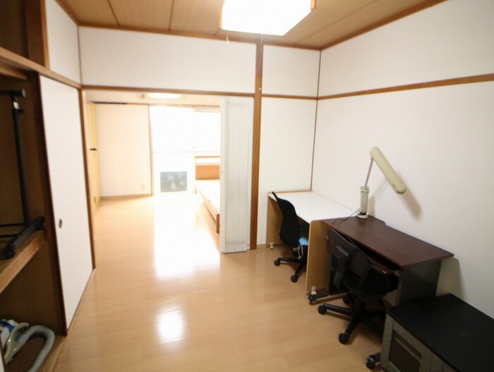 物件内観写真22　(居室)