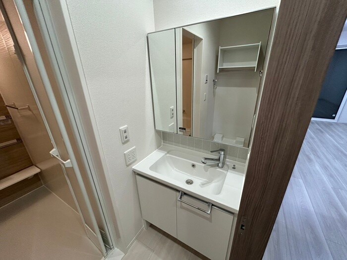 物件内観写真12　(洗面)