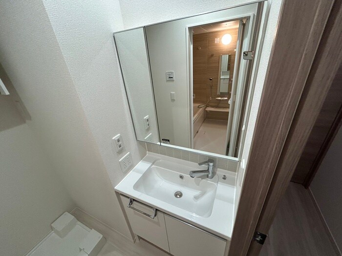 物件内観写真12　(洗面)