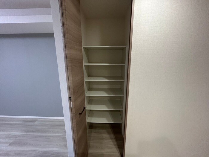 物件内観写真14　(収納)