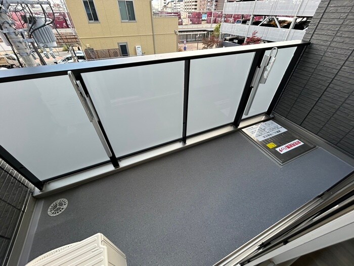 物件内観写真16　(ベランダ・バルコニー)