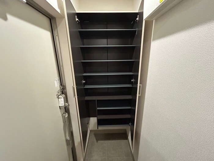 物件内観写真18　(靴箱)