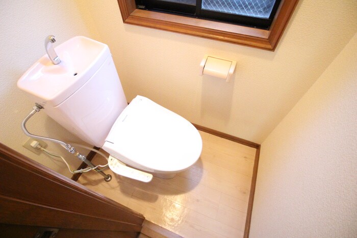 アニバ－サリ－エムズのトイレ