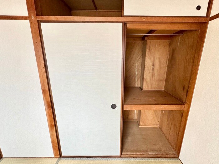 物件内観写真16　(収納)