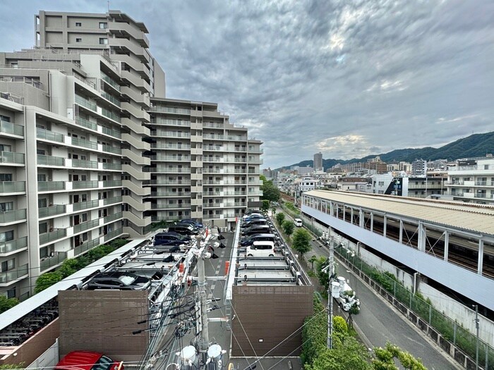 物件内観写真19　(室内からの展望)