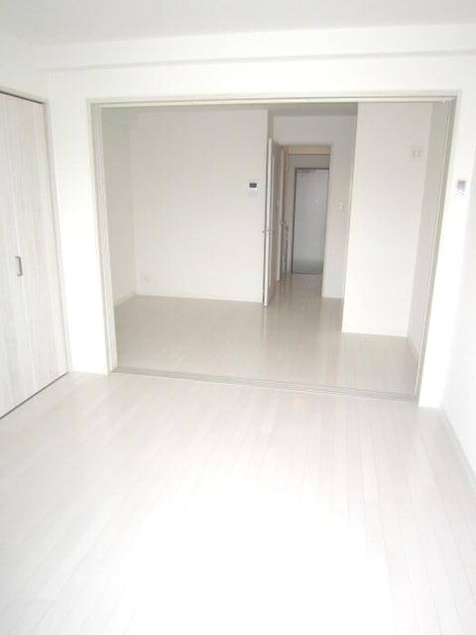 物件内観写真11　(居室)