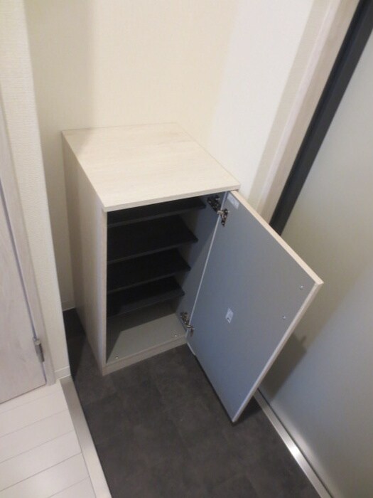 物件内観写真15　(靴箱)