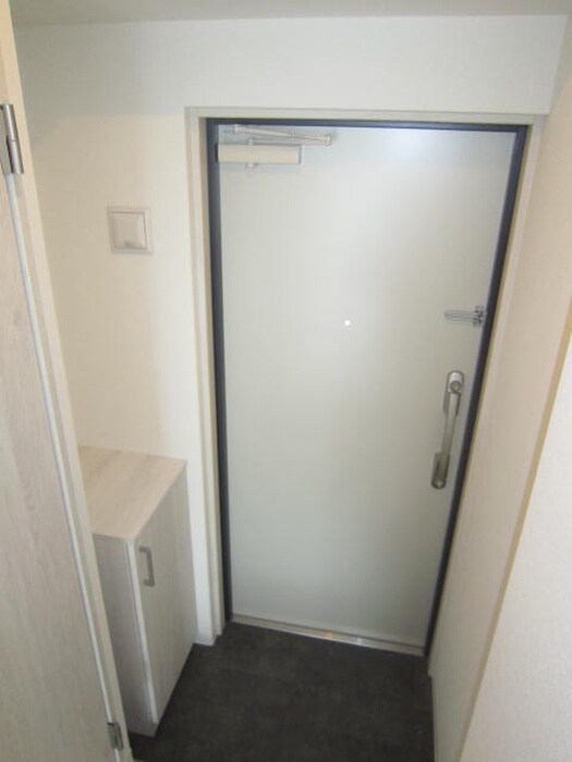 物件内観写真15　(靴箱)