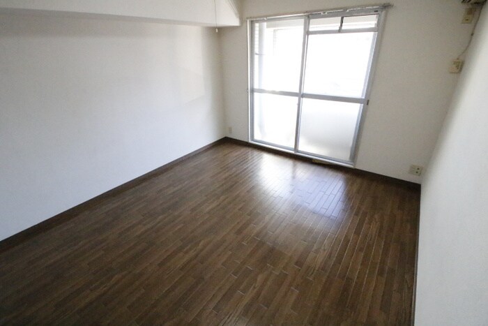 物件内観写真13　(居室)