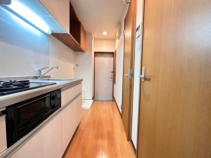 物件内観写真9　(廊下)