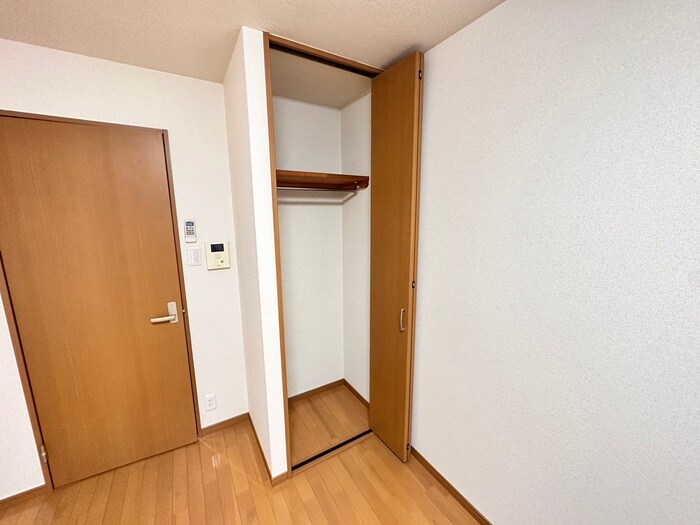 物件内観写真11　(収納)