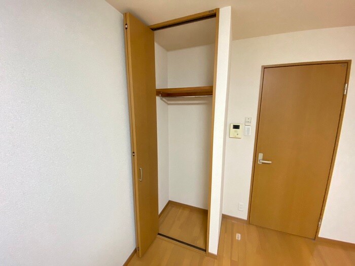 物件内観写真13　(収納)