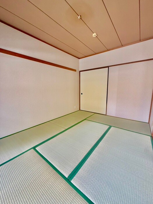 物件内観写真7　(居室)