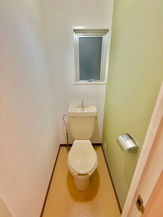 物件内観写真12　(トイレ)