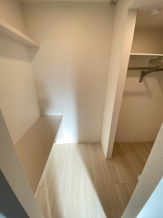 物件内観写真15　(収納)