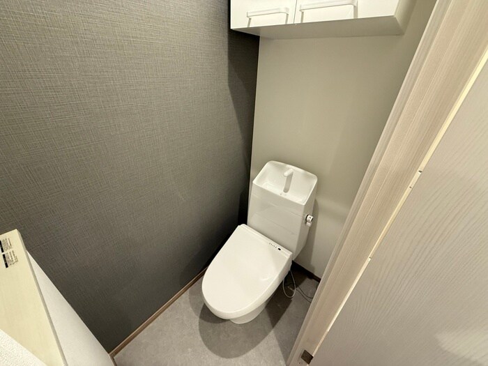 物件内観写真8　(トイレ)