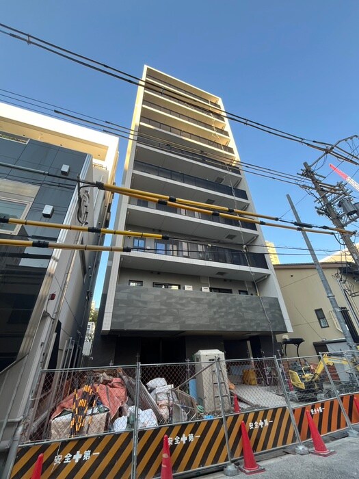 物件外観写真3　(建築中)