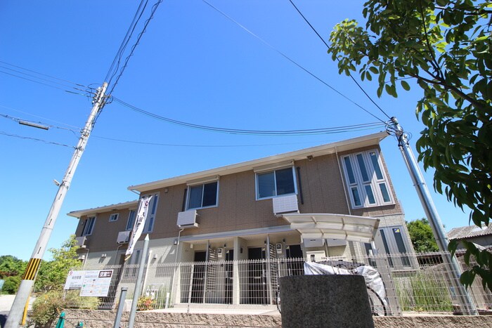 物件外観写真2　(外観写真)