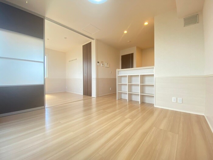 物件内観写真6　(居室)