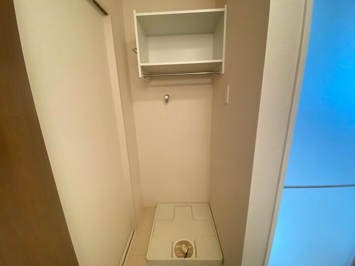 物件内観写真20　(洗濯機置場)