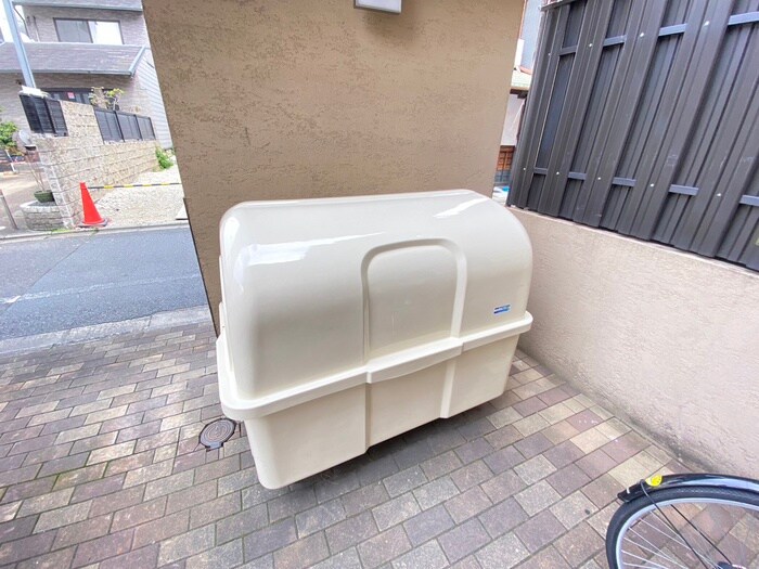 物件外観写真6　(建物設備)