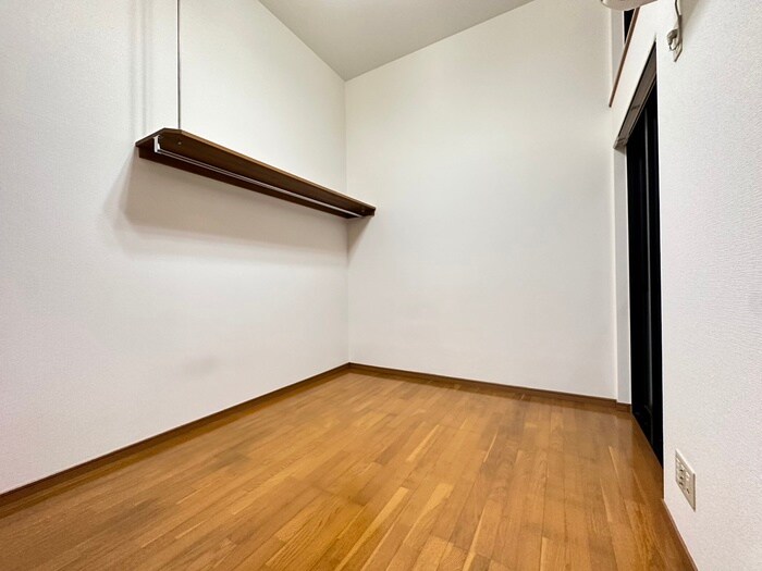 物件内観写真21　(居室)