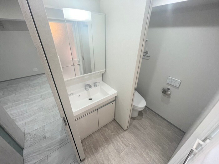 物件内観写真14　(洗面)