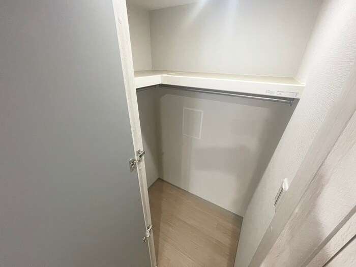物件内観写真15　(収納)