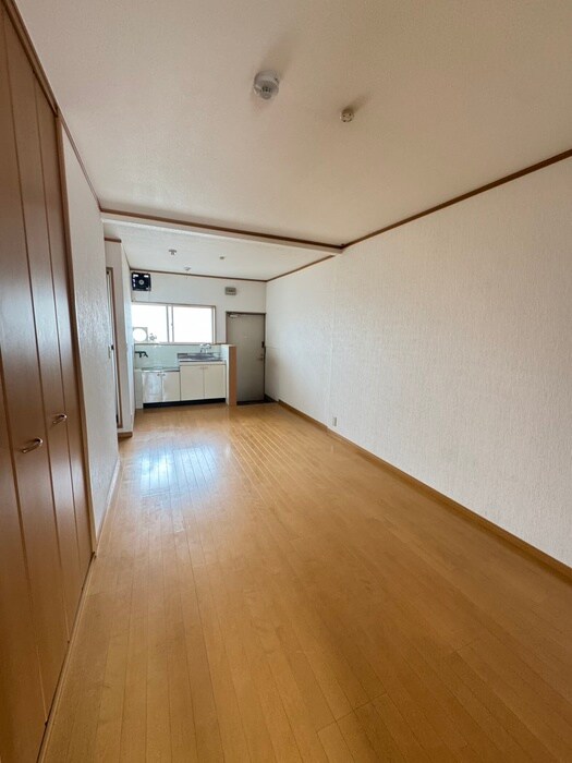 物件内観写真10　(居室)