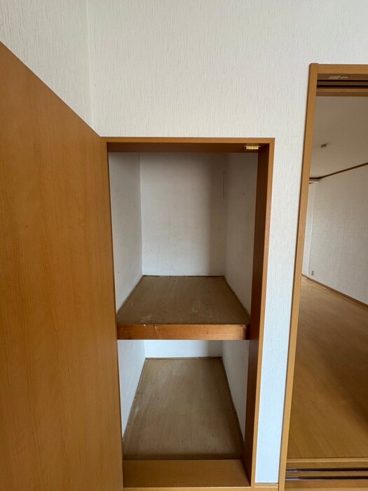 物件内観写真15　(収納)