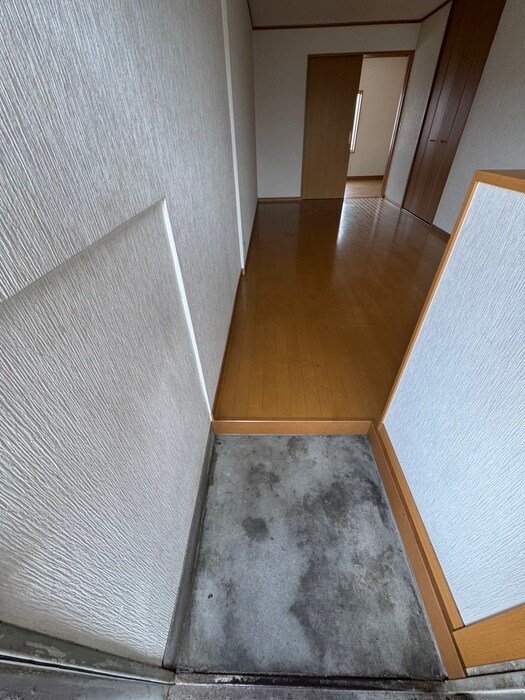物件内観写真19　(玄関)