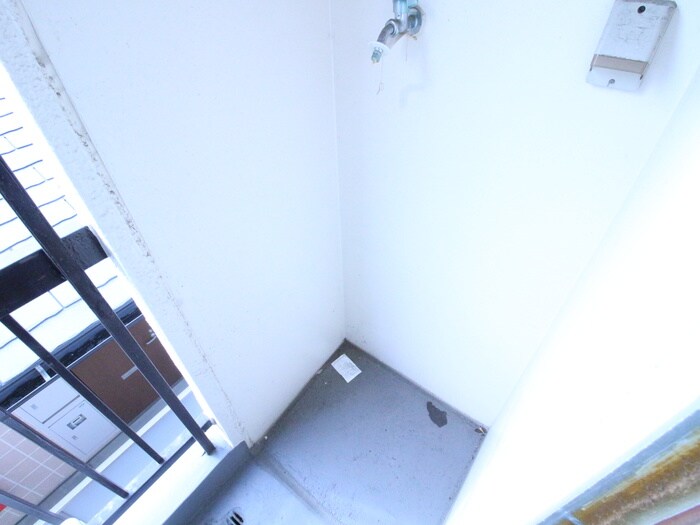 物件内観写真19　(洗濯機置場)