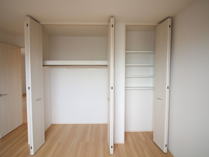 物件内観写真15　(収納)