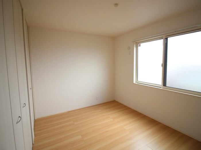 物件内観写真18　(居室)