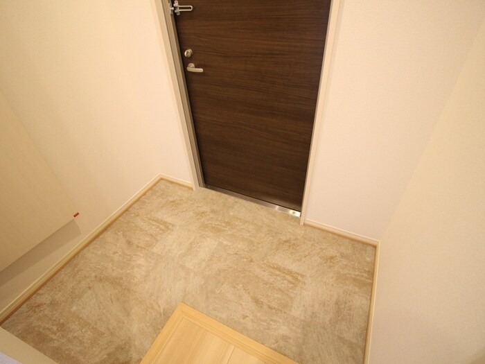 物件内観写真20　(玄関)