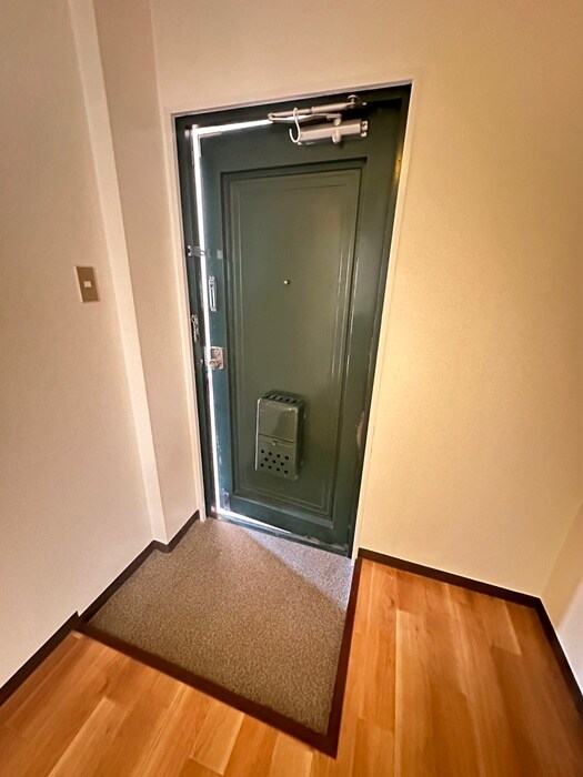 物件内観写真20　(玄関)