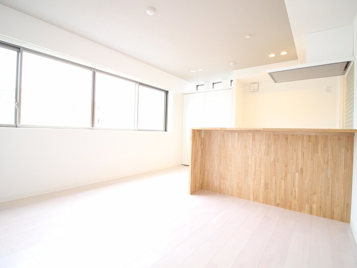 物件内観写真6　(居室)