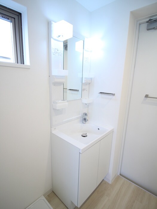 物件内観写真12　(洗面)