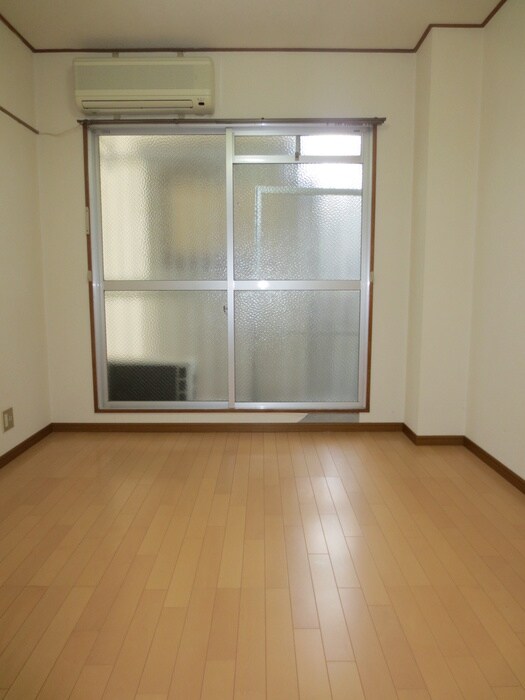 物件内観写真21　(居室)