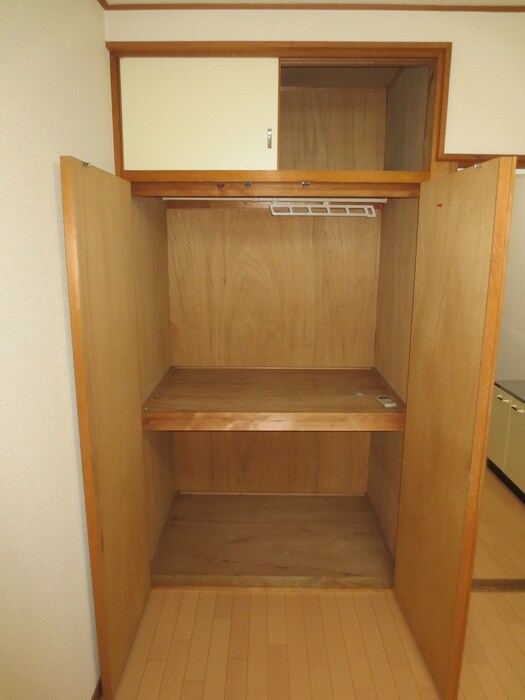 物件内観写真22　(収納)