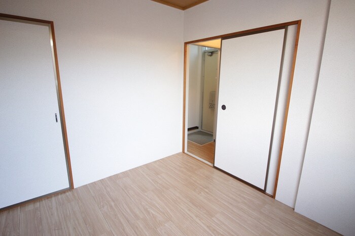物件内観写真16　(居室)