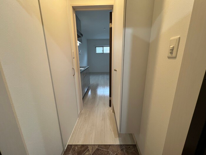 物件内観写真18　(廊下)