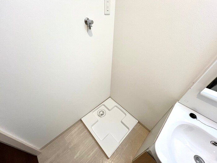 物件内観写真20　(洗濯機置場)