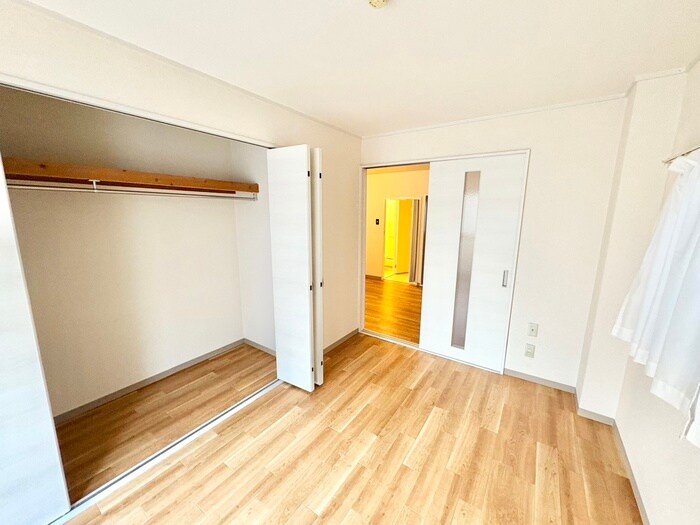 物件内観写真12　(居室)