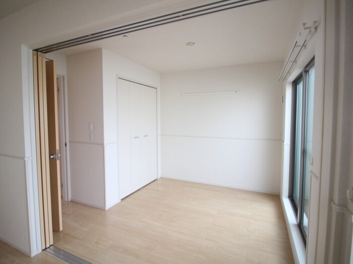 物件内観写真14　(居室)