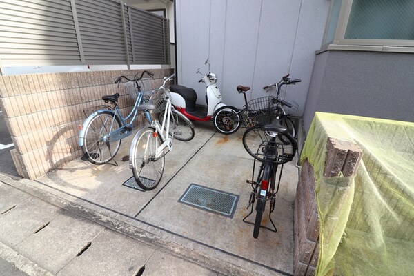 駐輪場