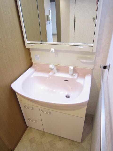 物件内観写真4　(洗面)