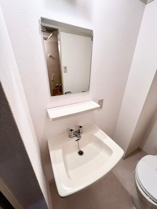 物件内観写真12　(洗面)