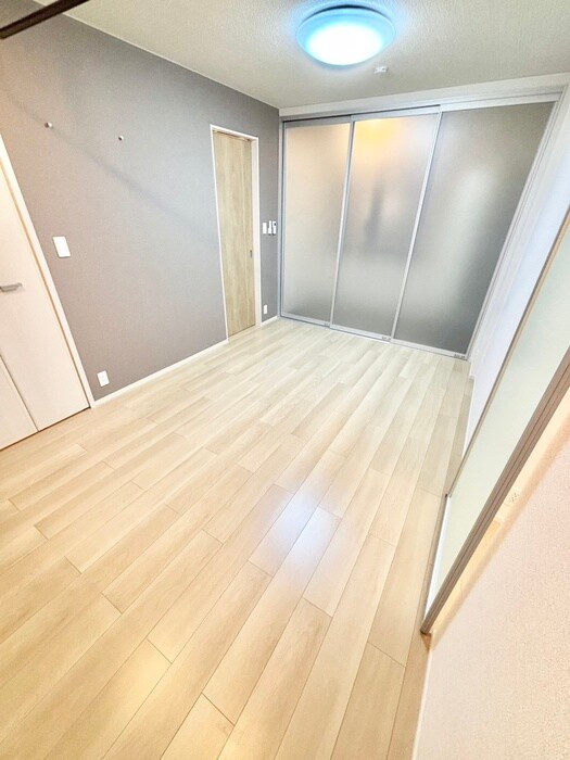 物件内観写真8　(居室)